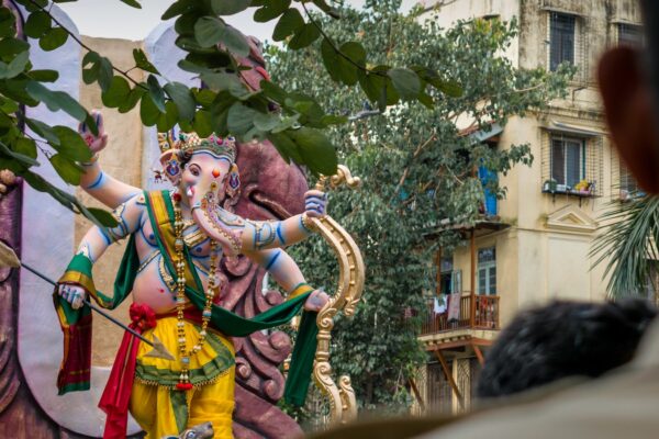 Comment profiter des festivals locaux lors de vos voyages ?